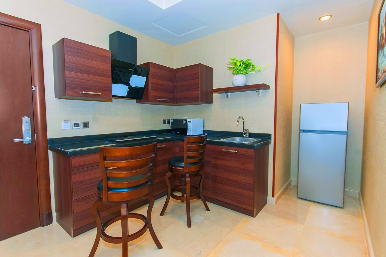Suite Inn Hotel Rijád Exteriér fotografie