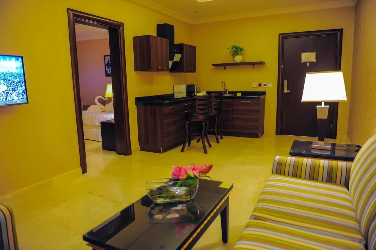 Suite Inn Hotel Rijád Exteriér fotografie
